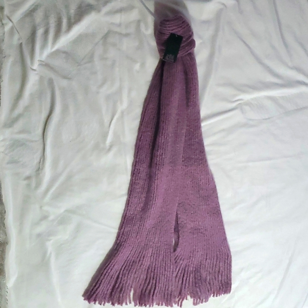 purple scarf